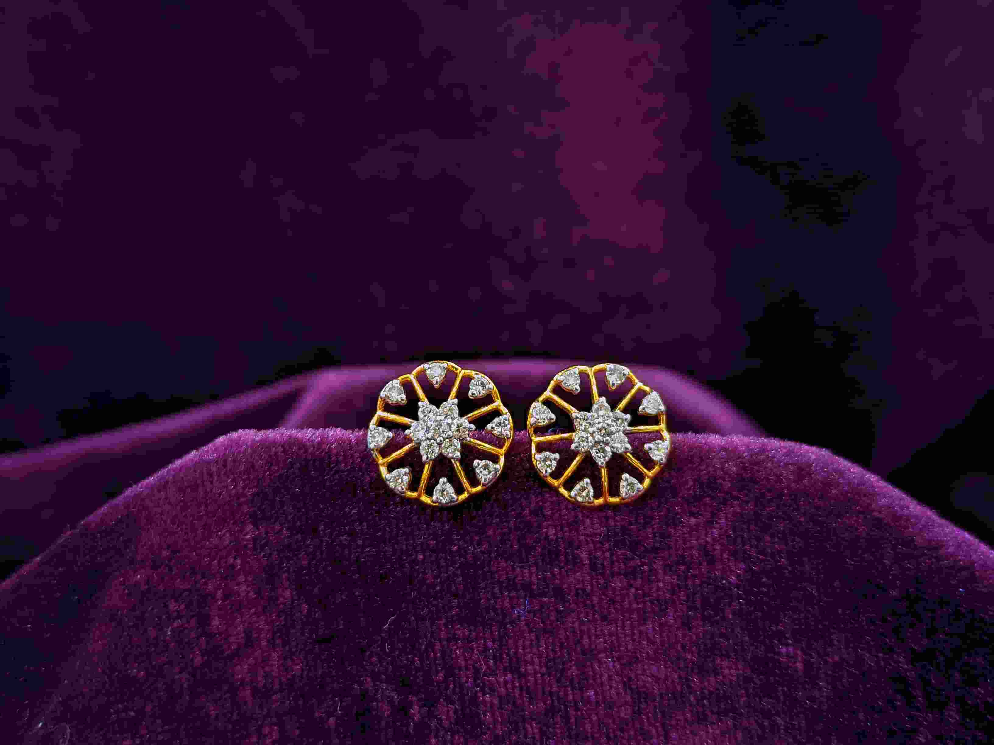 DIAMOND TOPS