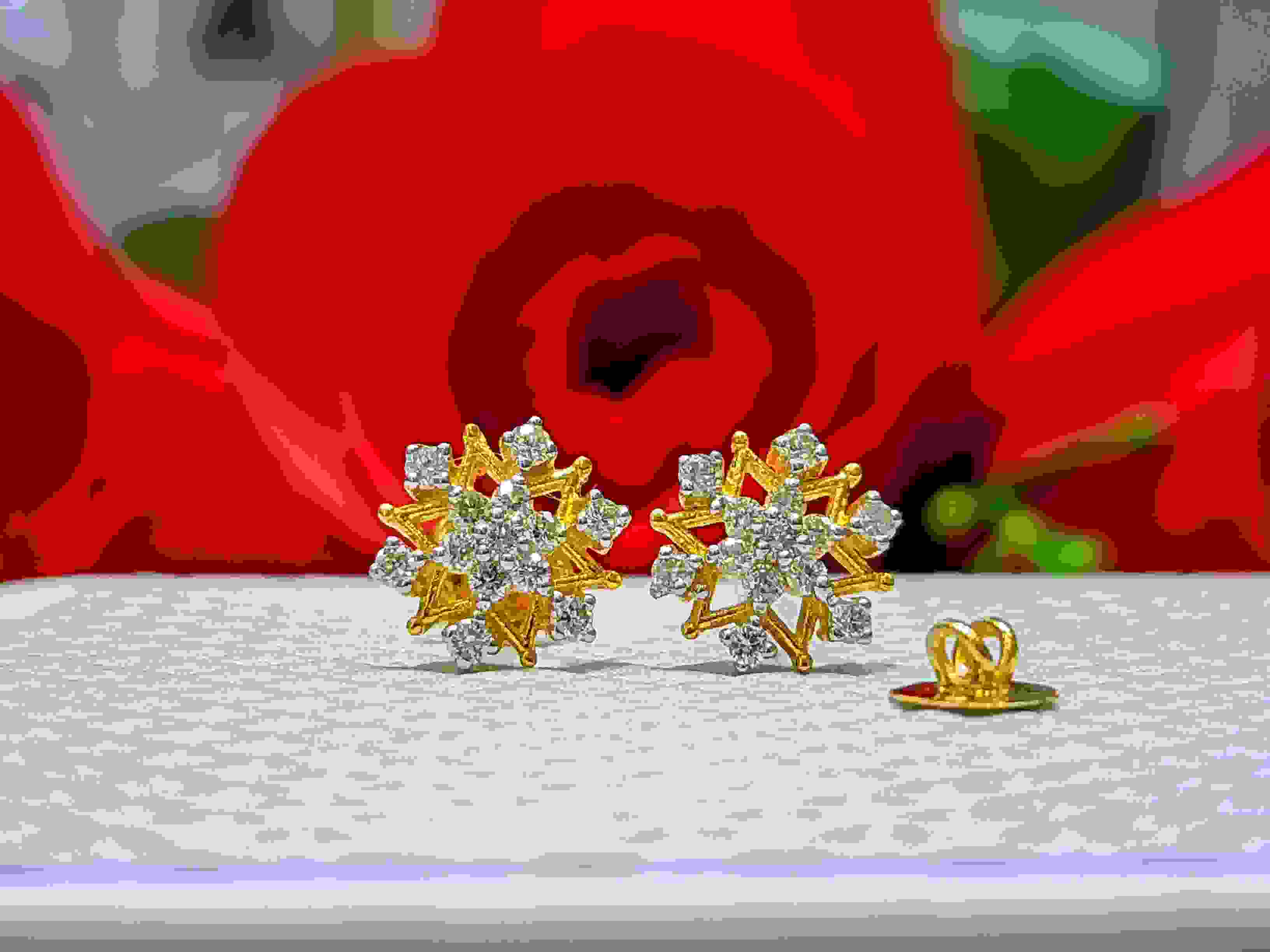 DIAMOND TOPS