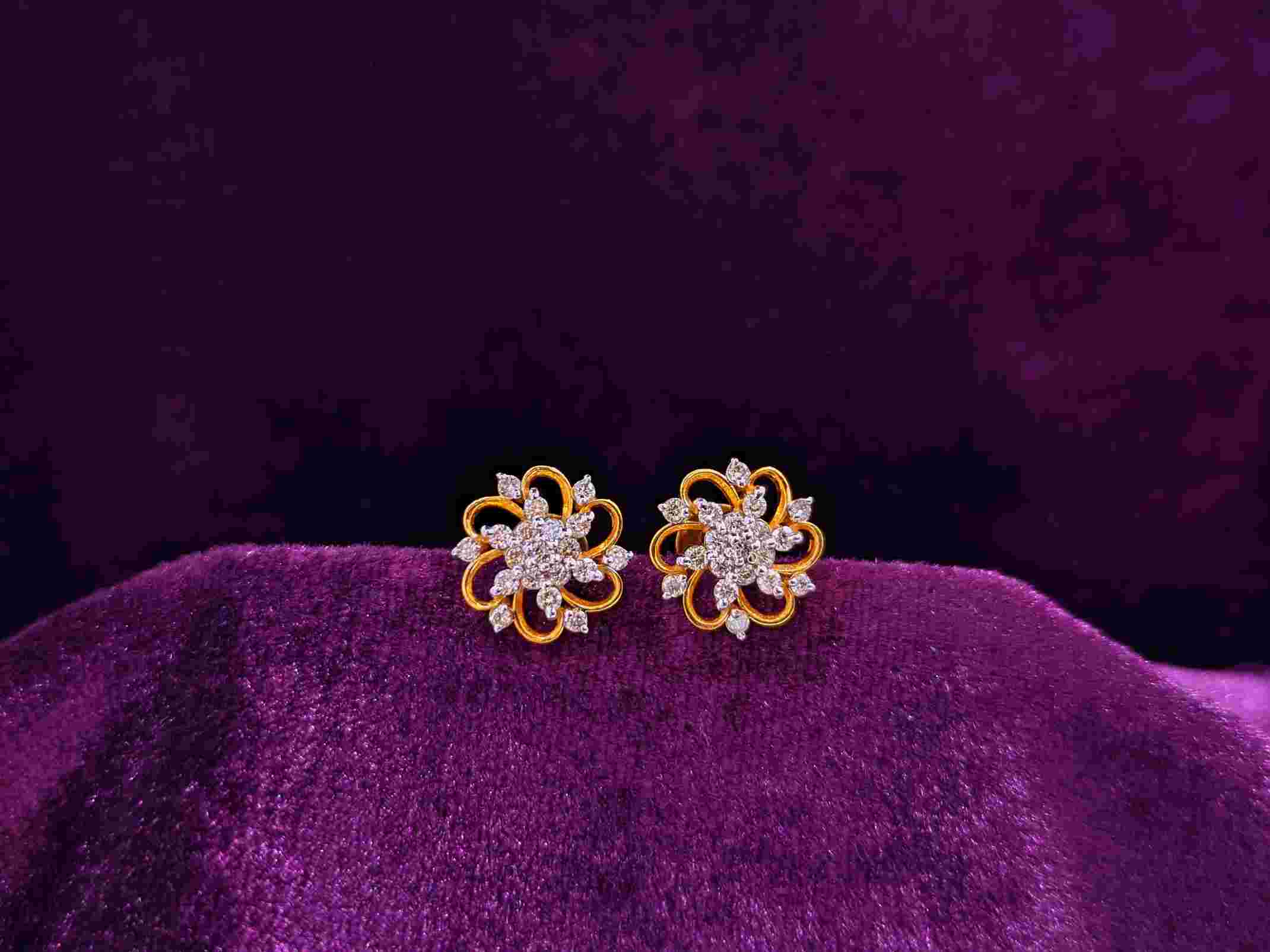 DIAMOND TOPS