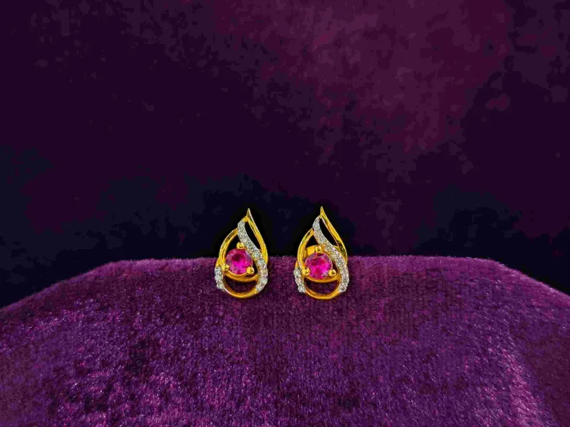DIAMOND TOPS